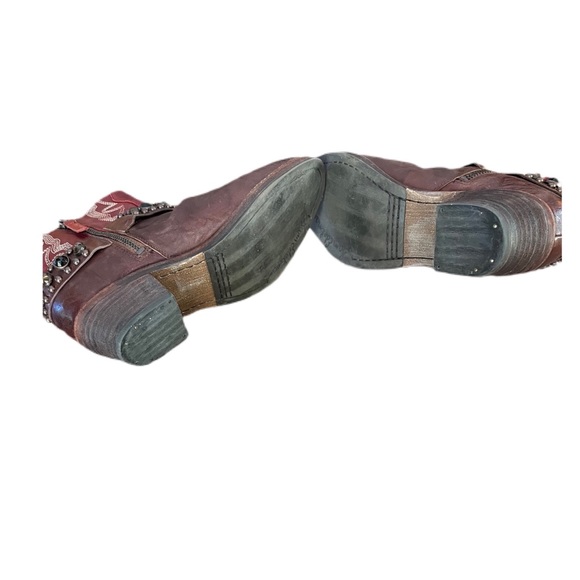 Sam Edelman Studded Skylar Bootie - Picture 7 of 8